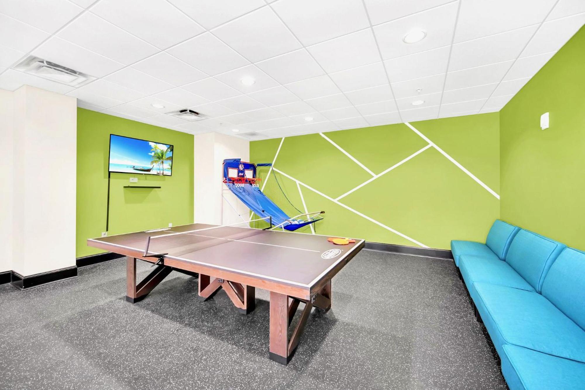 Bright Condo - 2Br With Pool & Hot Tub, Near Disney! Orlando Exterior photo