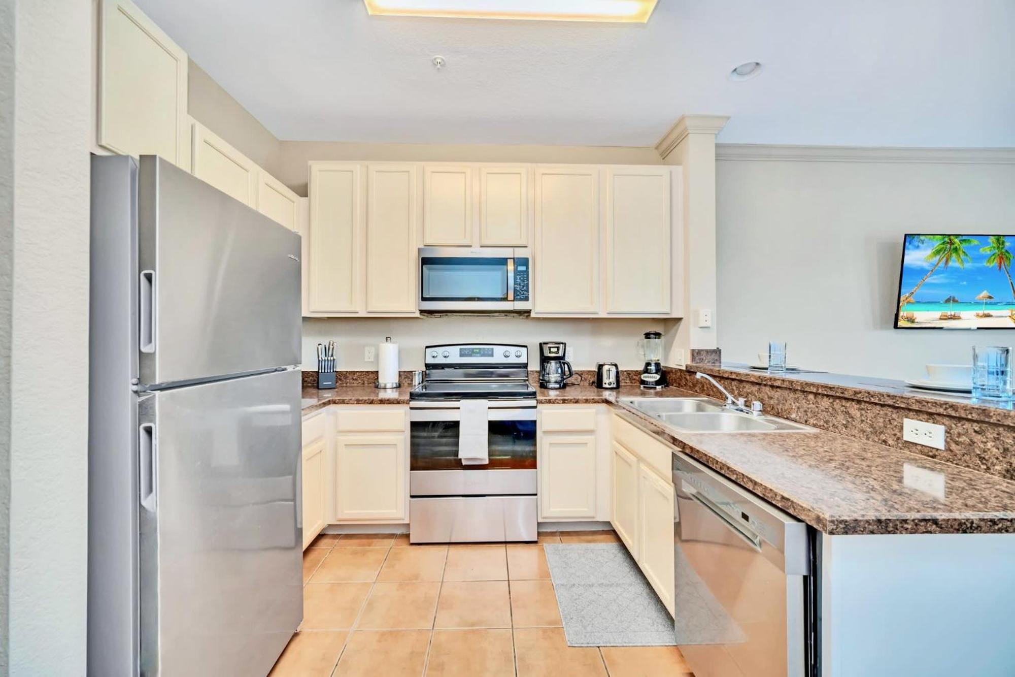 Bright Condo - 2Br With Pool & Hot Tub, Near Disney! Orlando Exterior photo